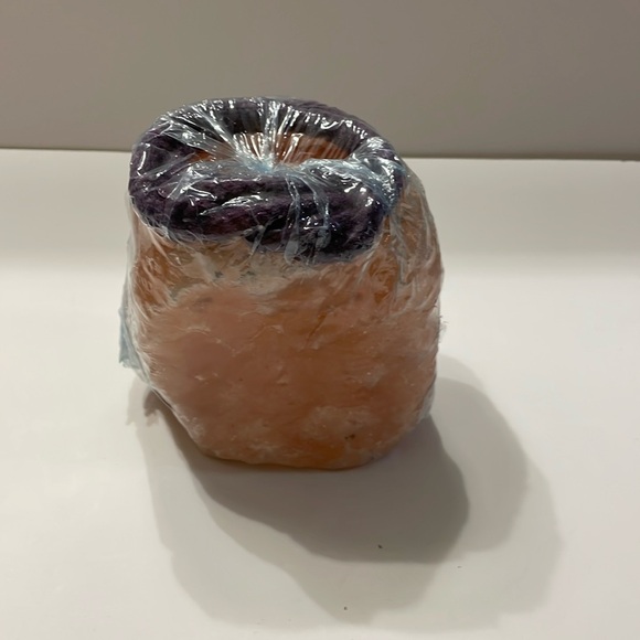 Horsemen’s Pride Himalayan Salt Lick Block 3 Lbs On A Rope New in Packsge - Picture 4 of 14